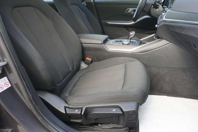 BMW 3-Serie 320 Touring 320eA PHEV Automaat-Navi-Airco-Garantie