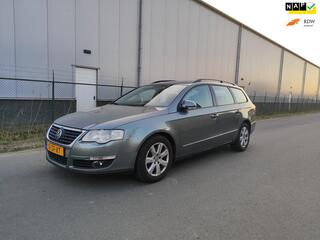 VOLKSWAGEN PASSAT Variant 2.0 FSI Sportline Airco! Nap!!!