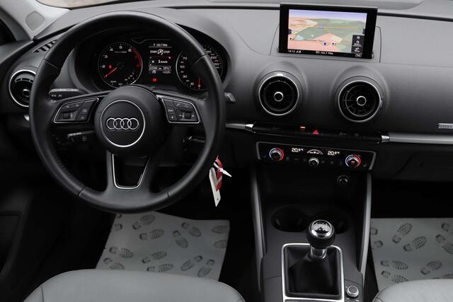 Audi A3 1.0 TFSI Navi CruiseC ZetelV ParkS Airco Garantie