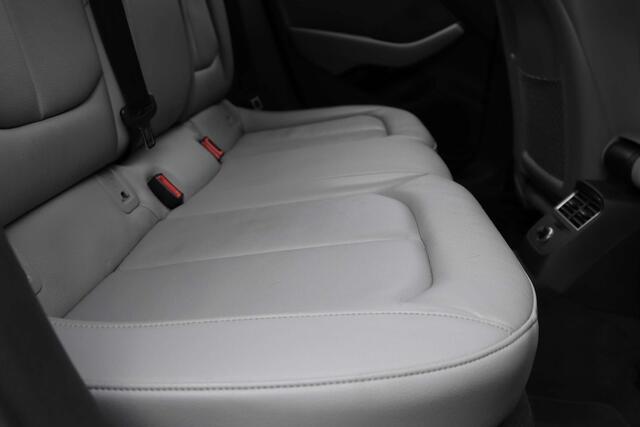 Audi A3 1.0 TFSI Navi CruiseC ZetelV ParkS Airco Garantie