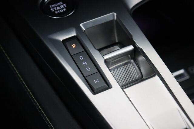 Peugeot 308 SW GT 1.2 PURETECH EAT8 SW GT 1.2 PURETECH EAT8 + A/T + GPS + CARPLAY + LEDER/ALCANTARA + CAMERA + PDC + CRUISE + ALU
