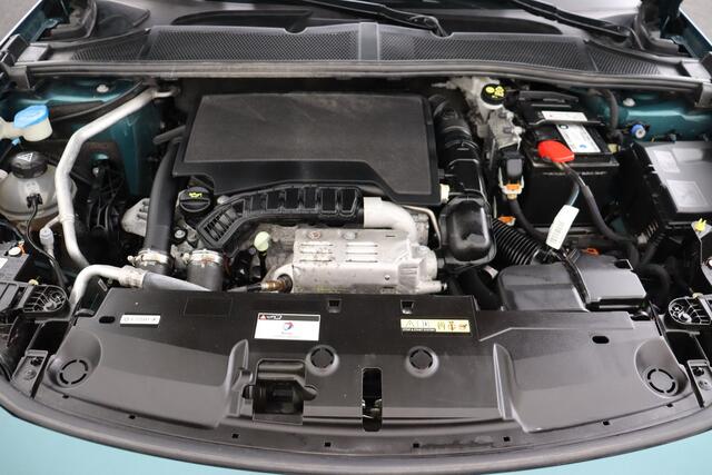 Peugeot 308 SW GT 1.2 PURETECH EAT8 SW GT 1.2 PURETECH EAT8 + A/T + GPS + CARPLAY + LEDER/ALCANTARA + CAMERA + PDC + CRUISE + ALU