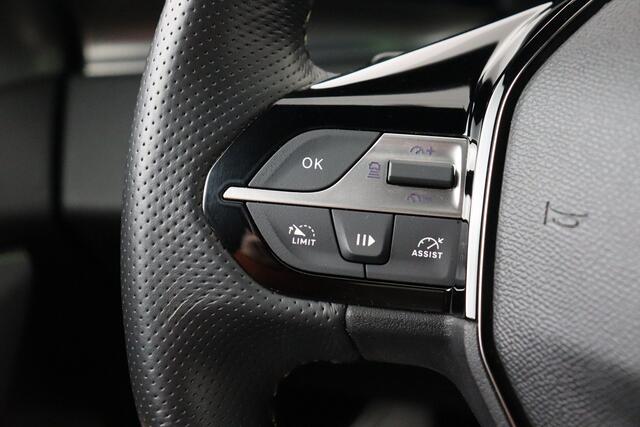 Peugeot 308 SW GT 1.2 PURETECH EAT8 SW GT 1.2 PURETECH EAT8 + A/T + GPS + CARPLAY + LEDER/ALCANTARA + CAMERA + PDC + CRUISE + ALU