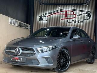 MERCEDES-BENZ A-KLASSE 180 d * GAR 12 MOIS * SEDAN - BERLINE * LOOK PACK AMG
