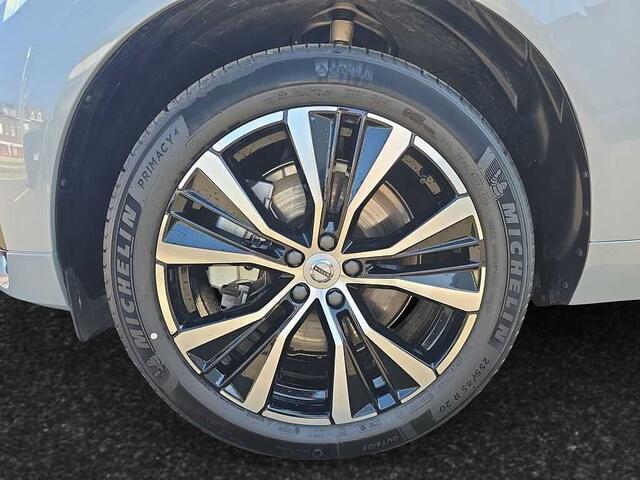 Volvo XC60 II XC60 Plus, B4 Mild-Hybrid, Benzin, Dark
