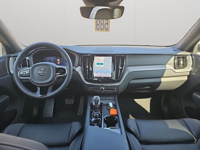 Volvo XC60 II XC60 Plus, B4 Mild-Hybrid, Benzin, Dark