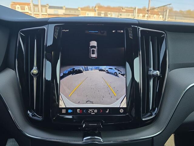 Volvo XC60 II XC60 Plus, B4 Mild-Hybrid, Benzin, Dark