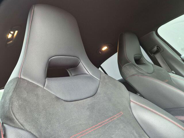 Mercedes-Benz A-Klasse 180 dAUT.AMG PAKKETNIGHTPAKKETLEDCAMERADABPTS