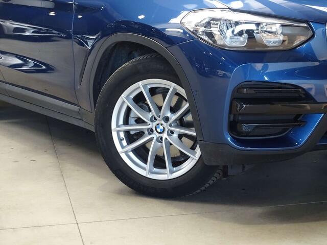BMW X3 18dA SDrive NAVI PRO-CUIR-KEYLESS-TOIT PANO-HUD
