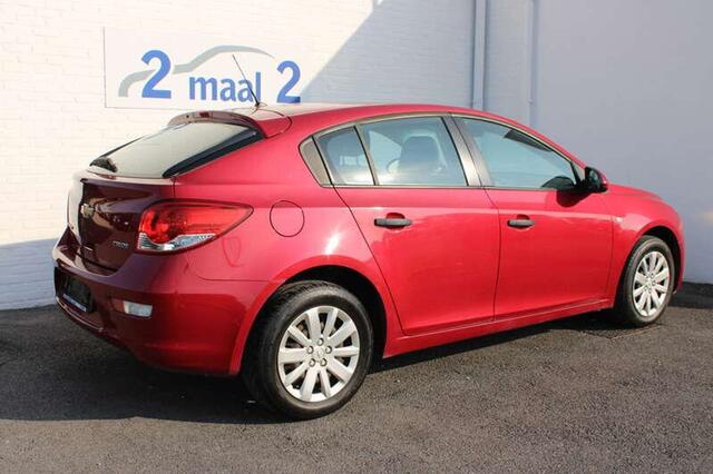 Chevrolet Cruze 1.6i Airco met 2 JAAR garantie=UNIEK in Belgi�