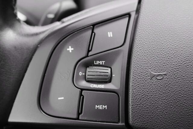 Citroen C4 1.2 PureTech Feel Navi- Cruise- Massage -Garantie