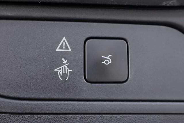 Citroen C4 1.2 PureTech Feel Navi- Cruise- Massage -Garantie