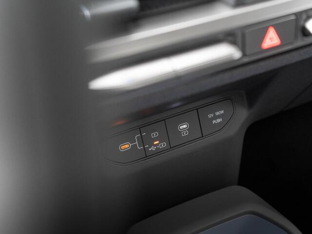 KIA EV3 Plus Advanced 81.4 kWh | Schuifkanteldak | Harman en kardon |