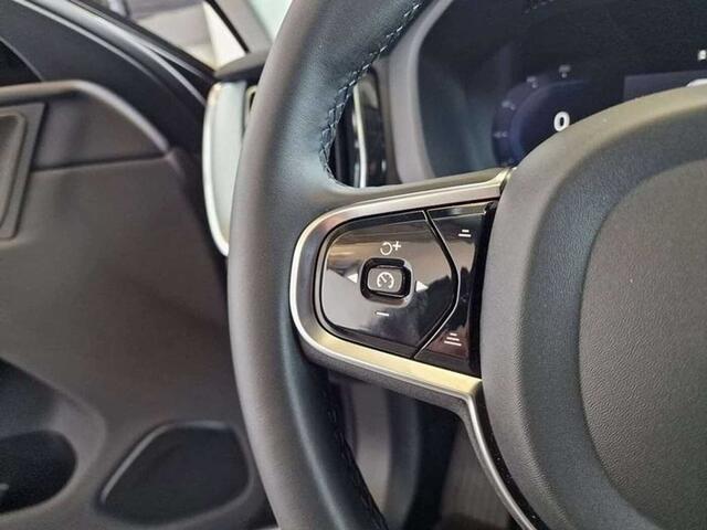 Volvo XC60 PLUS DARK B4 HYBRID BENZINE AUTOMAAT