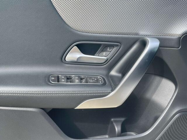 Mercedes-Benz A-Klasse 180 d/Mod�le 2020/69.000 km/Cam�ra de recul