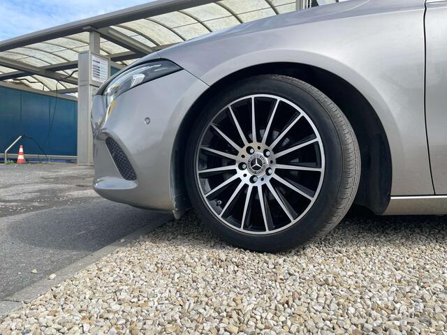 Mercedes-Benz A-Klasse 180 d/Mod�le 2020/69.000 km/Cam�ra de recul