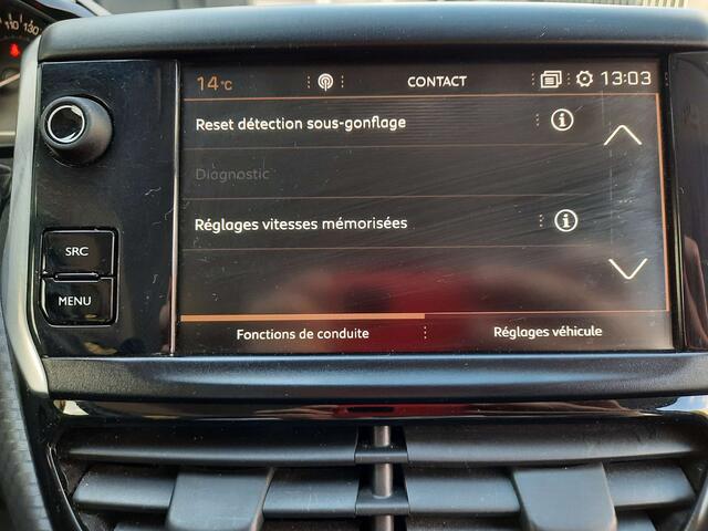 Peugeot 2008 1.2i Allure 82Ch/ Garantie 12 Mois