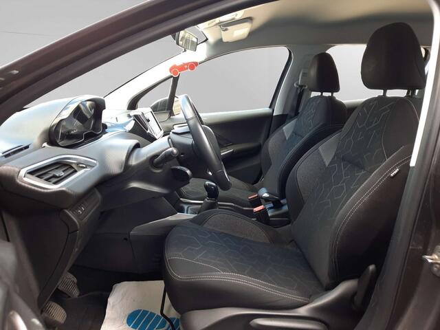 Peugeot 2008 1.2i Allure 82Ch/ Garantie 12 Mois