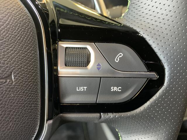 Peugeot 2008 1.2 PureTech 130 GT Automaat Alacantara Pakket-Camera Pakket-Telefoonlader