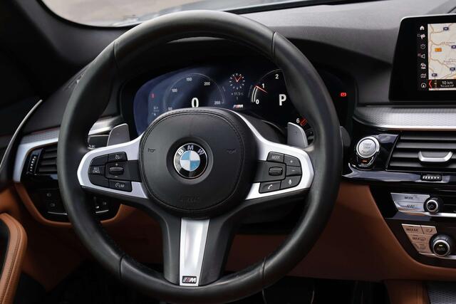 BMW 5-Serie 520 Touring dXA M-Pack Pano Navi CruiseC Garantie