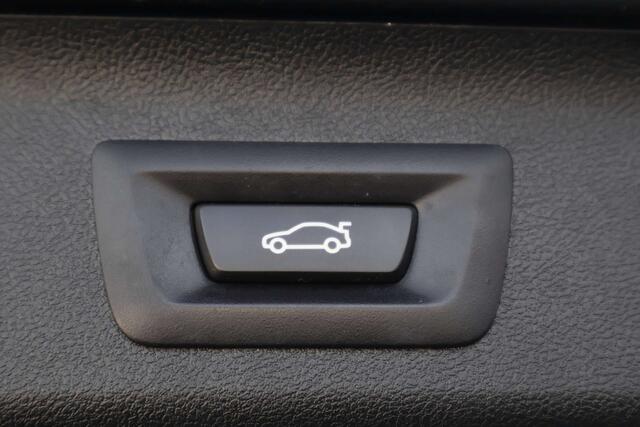 BMW 5-Serie 520 Touring dXA M-Pack Pano Navi CruiseC Garantie