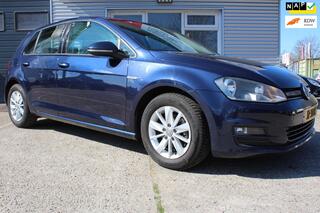 VOLKSWAGEN GOLF 1.0 TSI Trendline 5-deurs, airco, climate-control, 2x sleutel, boekjes, nap, cruise-control, 6 versnellingen, apk