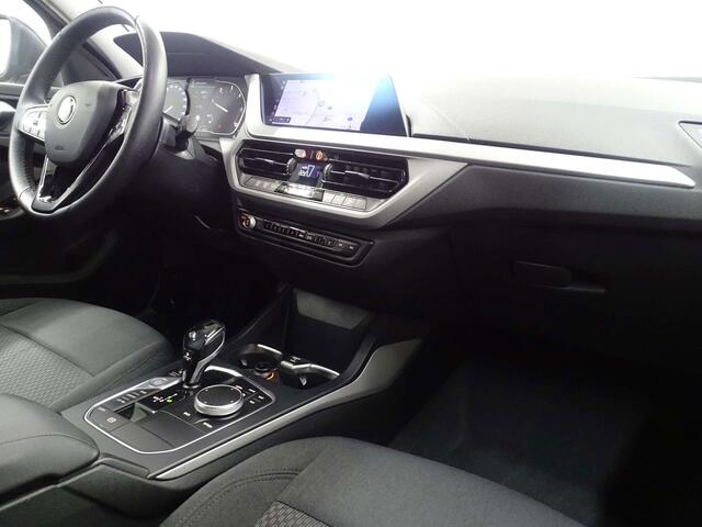 BMW 1-Serie 116 dA Hatch New NAVI PRO-CRUISE-PARKING-EURO6d