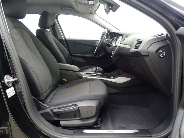 BMW 1-Serie 116 dA Hatch New NAVI PRO-CRUISE-PARKING-EURO6d