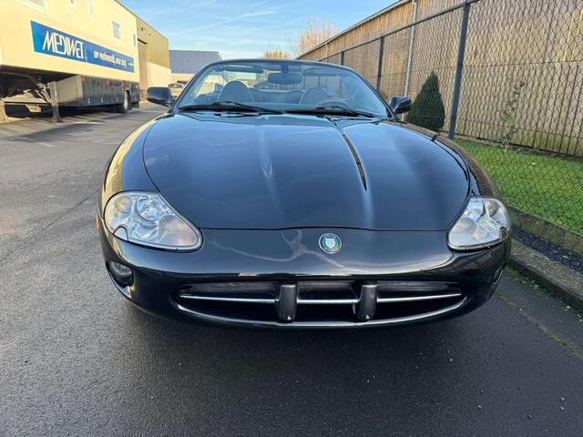 Jaguar XK XK8 4.0i V8 32v Convertible Matching numbers