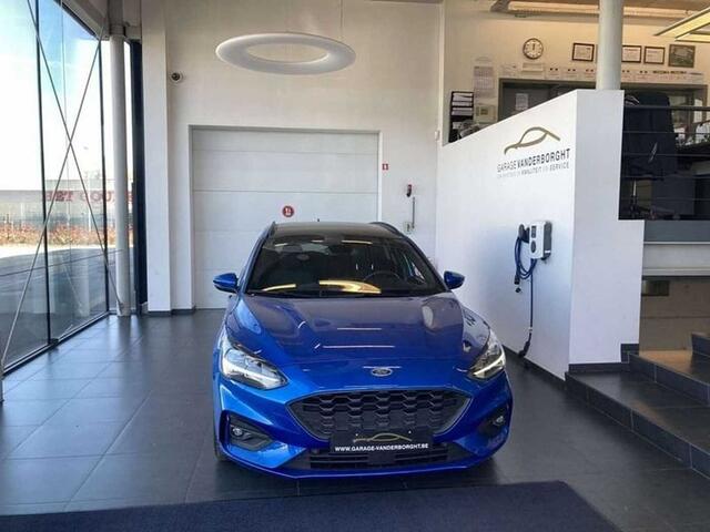 Ford Focus CLIPPER ST-LINE X BENZINE 150PK AUTOMAAT