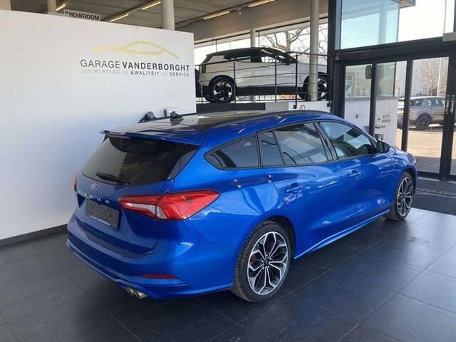 Ford Focus CLIPPER ST-LINE X BENZINE 150PK AUTOMAAT