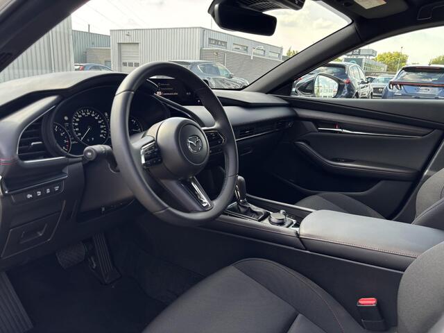 Mazda 3 2.5 e-SkyActiv-G M Hybrid 140 Homura | Navigatie systeem | Lichtmetalen velgen | Achteruitrijcamera | Adaptieve Cruise Contro | Draadloze Applecarpl