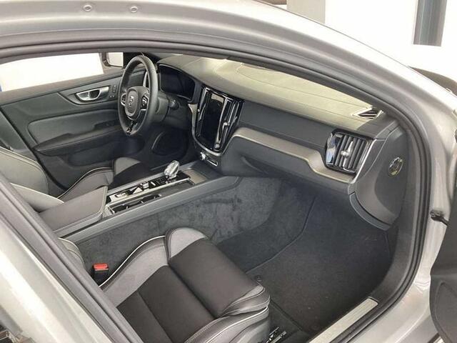 Volvo S60 ULTIMATE B5 HYBRID BENZINE AWD AUTOMAAT 21000KM