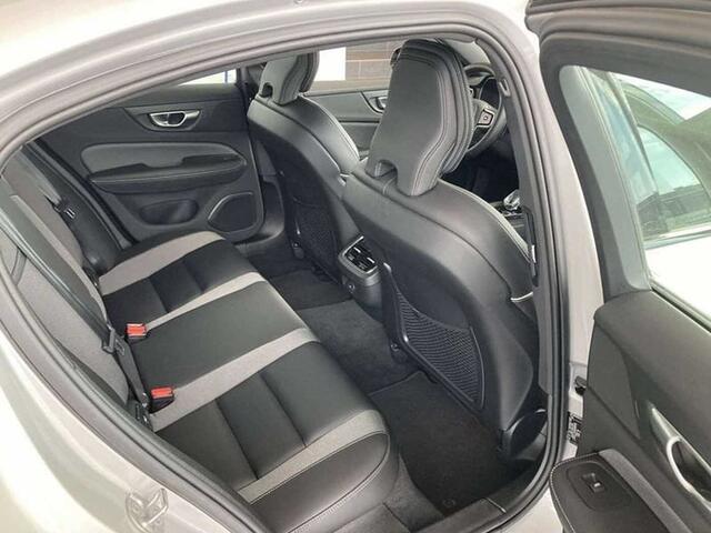 Volvo S60 ULTIMATE B5 HYBRID BENZINE AWD AUTOMAAT 21000KM
