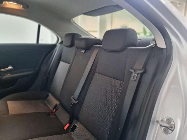 Mercedes-Benz A-Klasse 180 Business Solution EU6AP