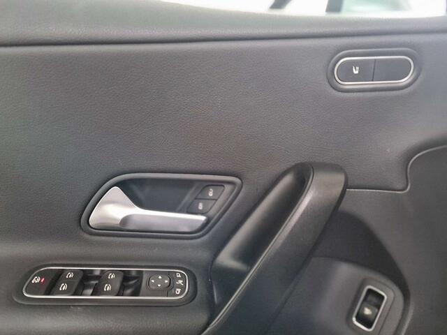 Mercedes-Benz A-Klasse 180 Business Solution EU6AP