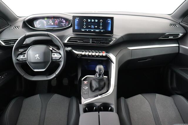 Peugeot 3008 1.2i PURETECH ALLURE PACK 1.2i PURETECH ALLURE PACK + CARPLAY + GPS + CAMERA + PDC + CRUISE + AU 18