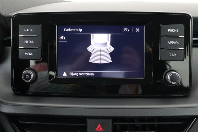 Skoda Scala 1.0 TSI AMBITION 1.0 TSI AMBITION + CARPLAY + PDC + ALU