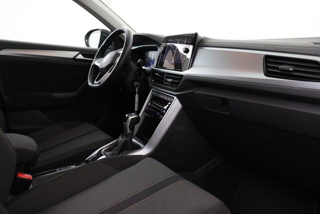 Volkswagen T-ROC 1.5 TSI ACT LIFE DSG 1.5 TSI ACT Life DSG + CARPLAY + GPS + PDC + CRUISE + ALU