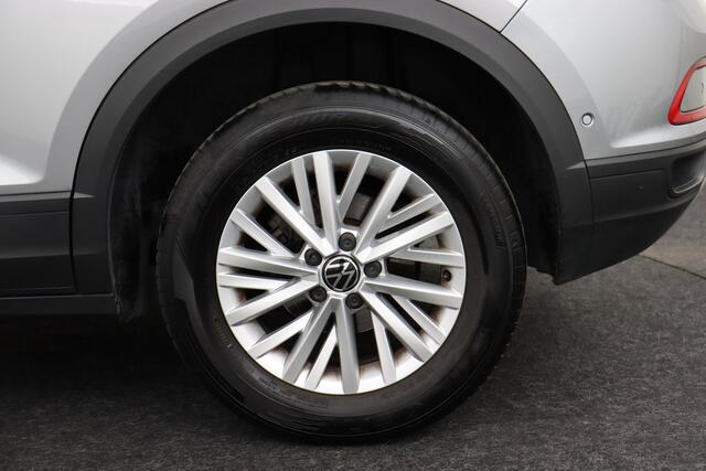 Volkswagen T-ROC 1.5 TSI ACT LIFE DSG 1.5 TSI ACT Life DSG + CARPLAY + GPS + PDC + CRUISE + ALU