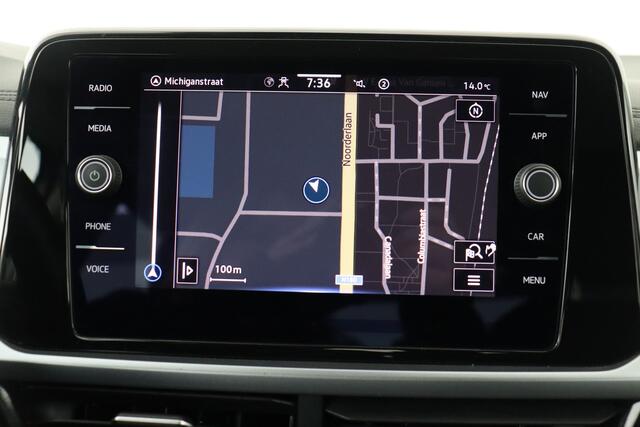Volkswagen T-ROC 1.5 TSI ACT LIFE DSG 1.5 TSI ACT Life DSG + CARPLAY + GPS + PDC + CRUISE + ALU