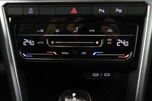Volkswagen T-ROC 1.5 TSI ACT LIFE DSG 1.5 TSI ACT Life DSG + CARPLAY + GPS + PDC + CRUISE + ALU