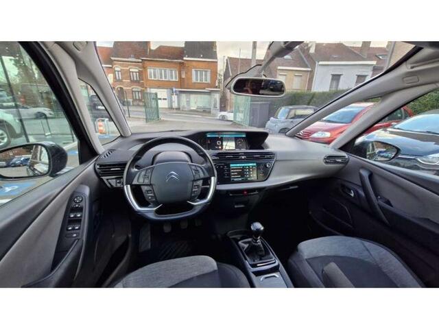 Citroen C4 Grand SHINE
