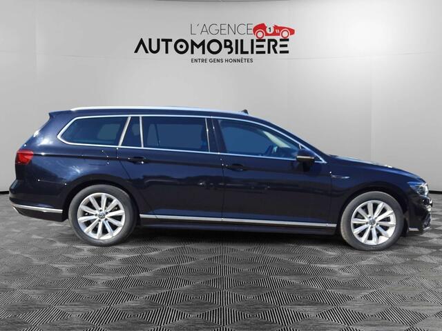 Volkswagen Passat 2.0 TDi R-Line Boite DSG TVA/ Garantie 12 Mois