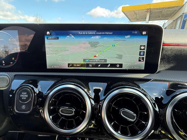 Mercedes-Benz A-Klasse 180 d AMG/ Pack sport / Cam�ra de recul / GPS