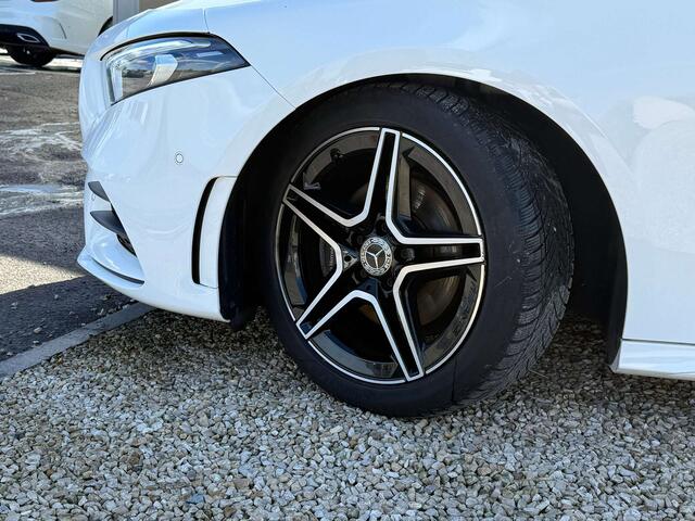 Mercedes-Benz A-Klasse 180 d AMG/ Pack sport / Cam�ra de recul / GPS