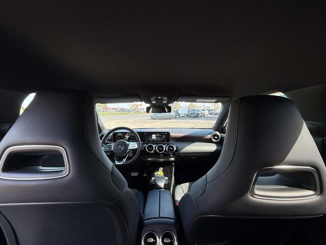 Mercedes-Benz A-Klasse 180 d AMG/ Pack sport / Cam�ra de recul / GPS
