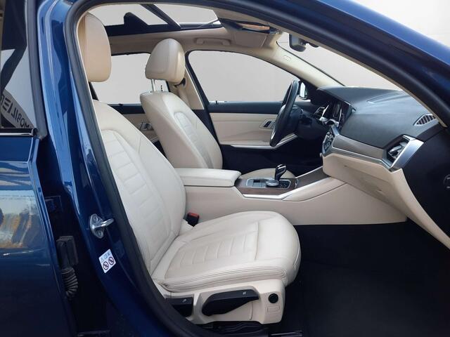 BMW 3-Serie 318 Touring dA Luxury Line MHEV/ Garantie 12 mois