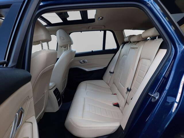 BMW 3-Serie 318 Touring dA Luxury Line MHEV/ Garantie 12 mois
