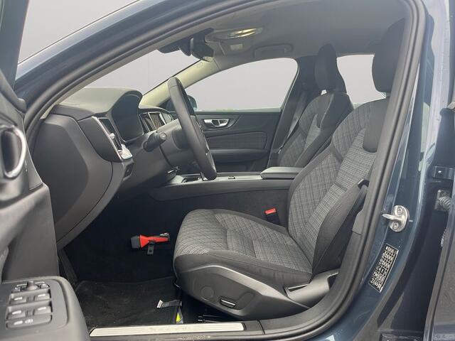 Volvo V60 Essential B3 Mild Hybrid